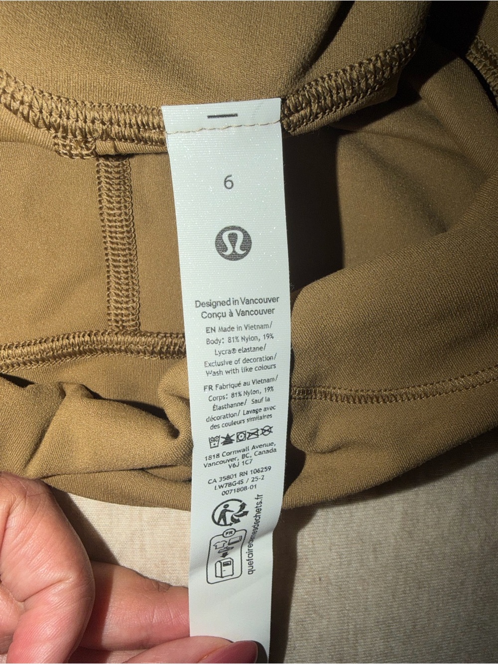 BRAND NEW LULULEMON High-Waist Women’s Bike Shorts in Olive Brown - Picture 3 of 3